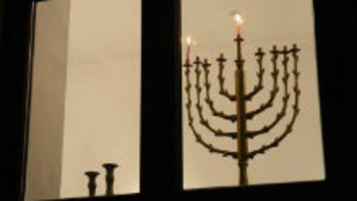 Židia v týchto dňoch slávia chanuku