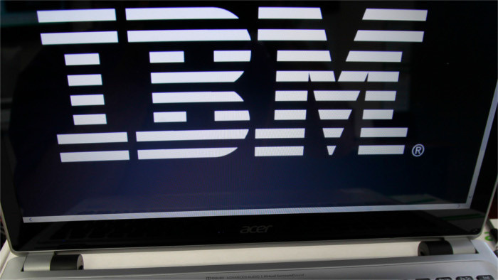 Estudiantes eslovacos se involucran en una inversión de la empresa IBM