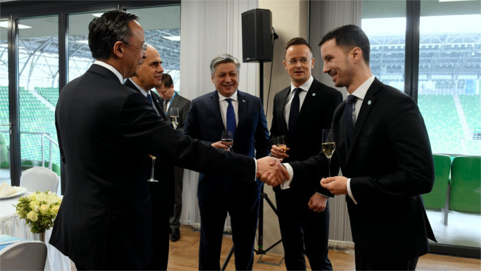 Parízek se entrevista con embajadores de países de Asia Central