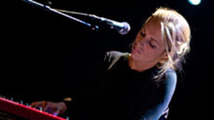 Najlepšia sobotná hudba: Agnes Obel, Juliette Gréco, a iní