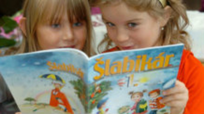 Ako si na prvý deň v škole spomínajú učitelia