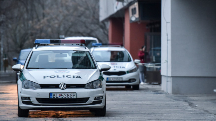 Man probably shot girlfriend dead before turning gun on himself