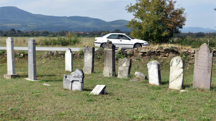 Tam zložili aj svoje kosti -  2. časť