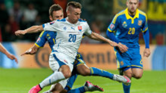 Futbalisti odletia na Ukrajinu