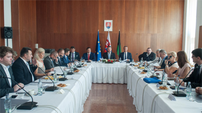El Gabinete dirige el fomento económico a las ciudades de Poltár y Lučenec