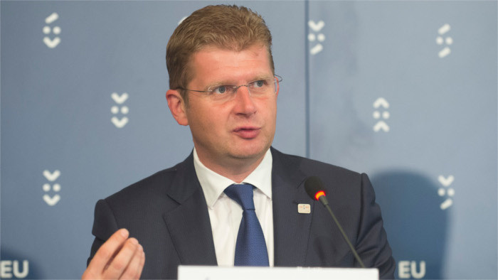 El ministro de Economía participa en Fórum económico ruso
