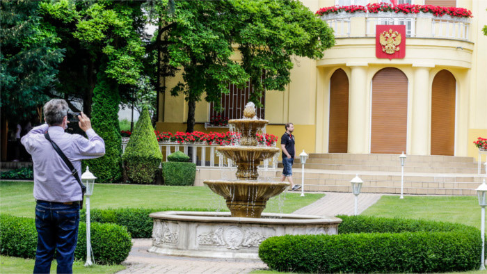 Eslovaquia expulsa a tres empleados de la Embajada de Rusia en Bratislava