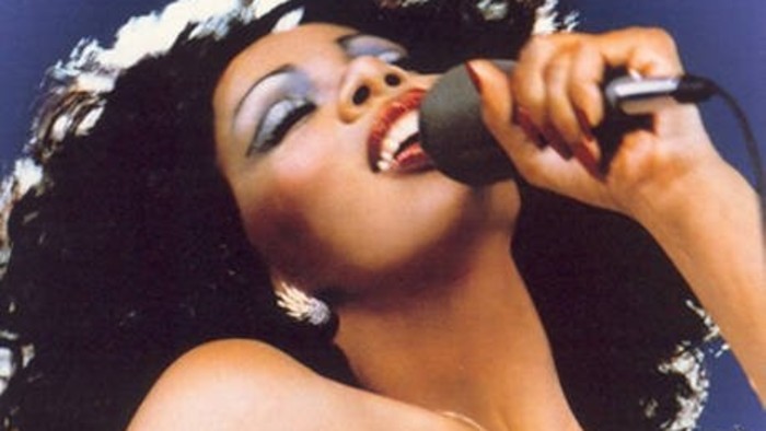 Zomrela Donna Summer. I Feel Love. Ráno na eFeMku