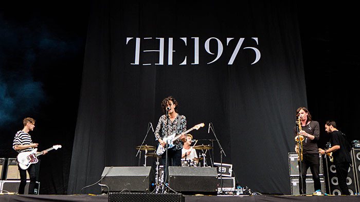Tisíc hrmených: Aj o tom, ako The 1975 promujú svoj ďalší album