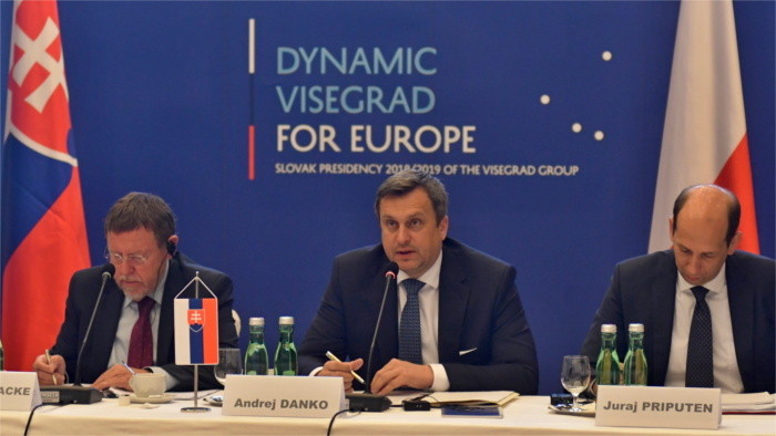 V4- und Benelux-Parlamentschefs verhandeln in Piešťany