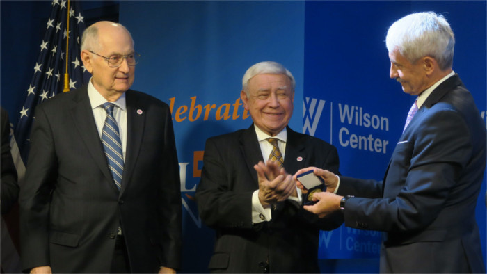 Ehrenmedaille für Ex-Premier Dzurinda