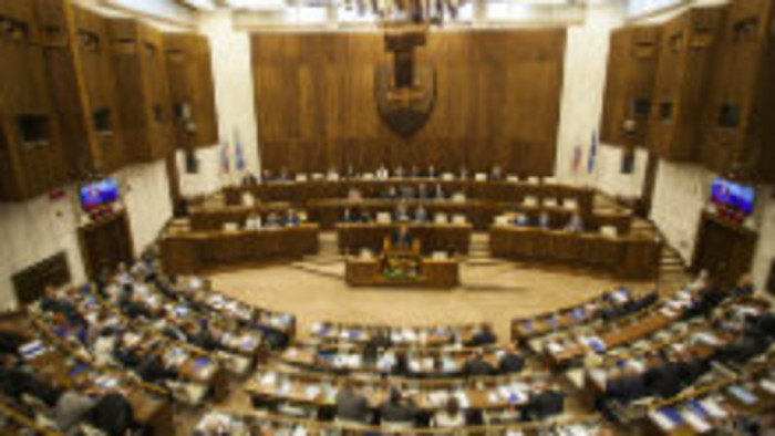 K veci: Novela zákona o politických stranách