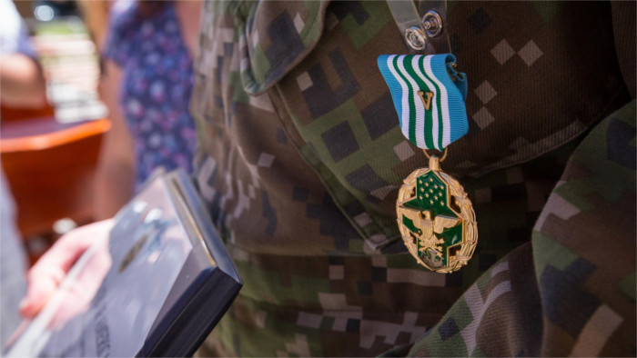 Slovak soldier awarded medal of valour 