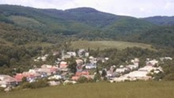 Obec Tuhár