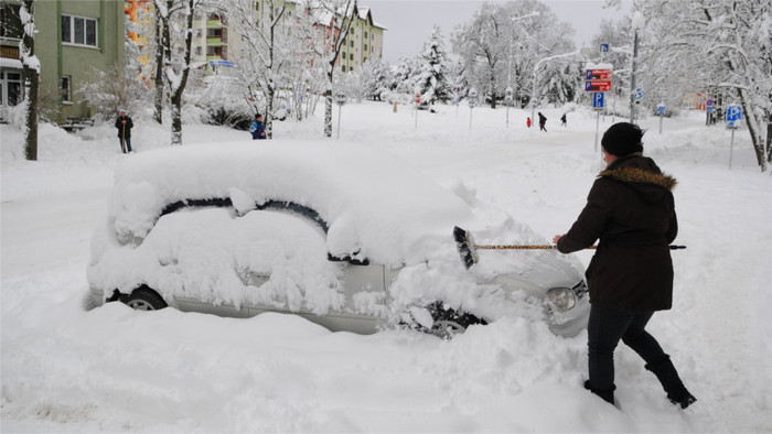 Wind, snow, rain and floods coming to Slovakia