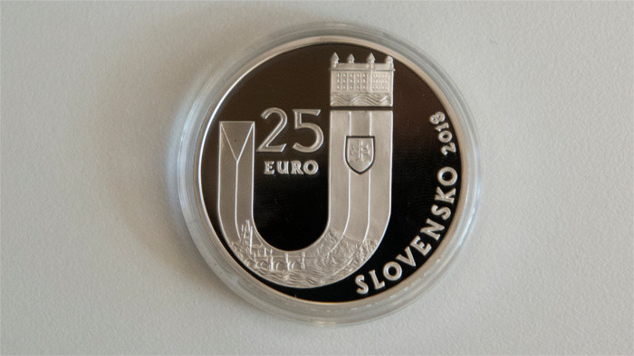 Commemorative coins marking Slovakia’s jubilee