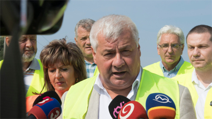 El ministro de Transporte pone en marcha la campaña #ideminak 