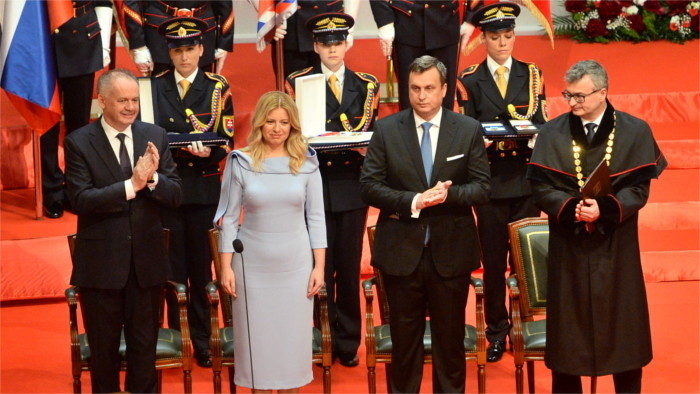 Primeras reacciones internacionales a la investidura de Čaputová