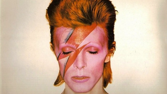 David Bowie je späť