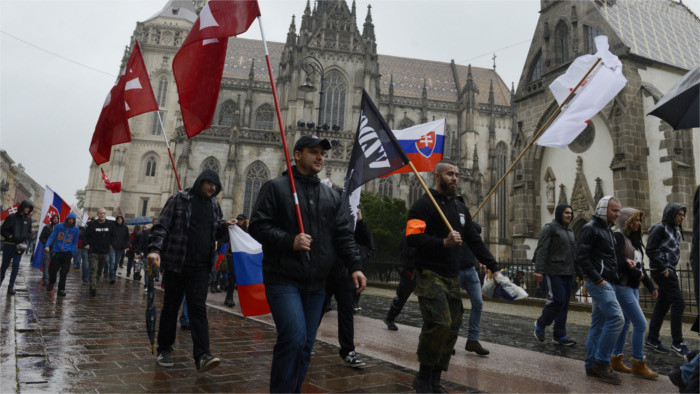 Wird politscher Extremismus salonfähig?