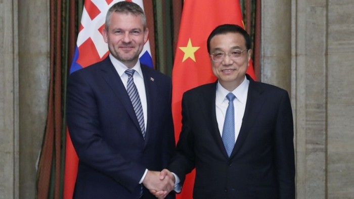Entretiens slovaco-chinois à Sofia