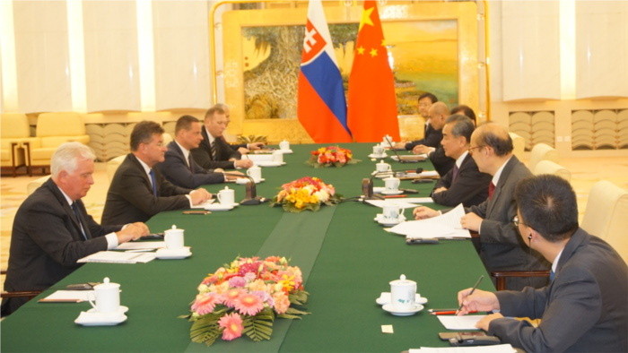 Slowakischer Außenminister zu Beratungen in Peking
