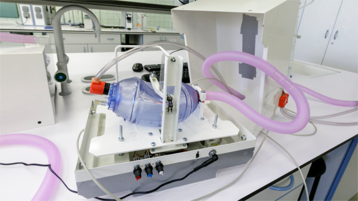 Ya se fabrica en serie el respirador pulmonar construido por estudiantes eslovacos