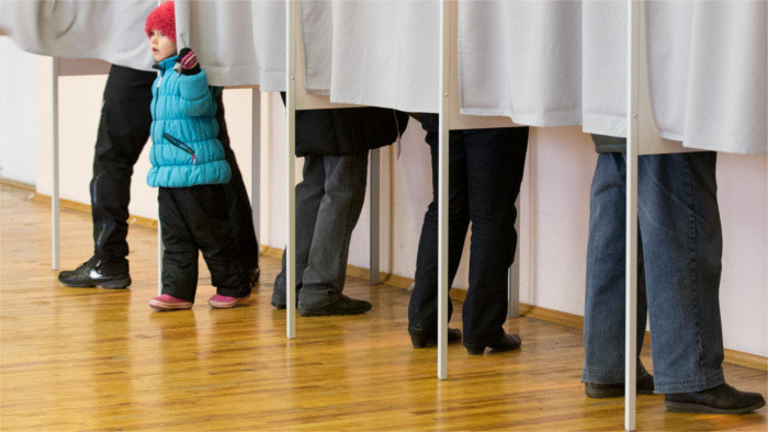 Survey: More than half of Slovaks believe democracy is in danger