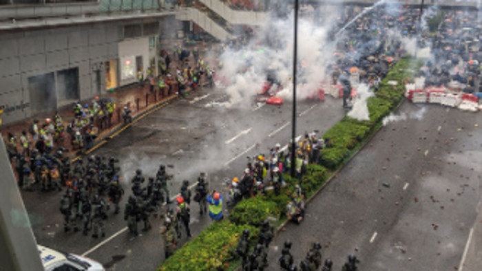 Az új évben is folytatódnak a tüntetések Hongkongban