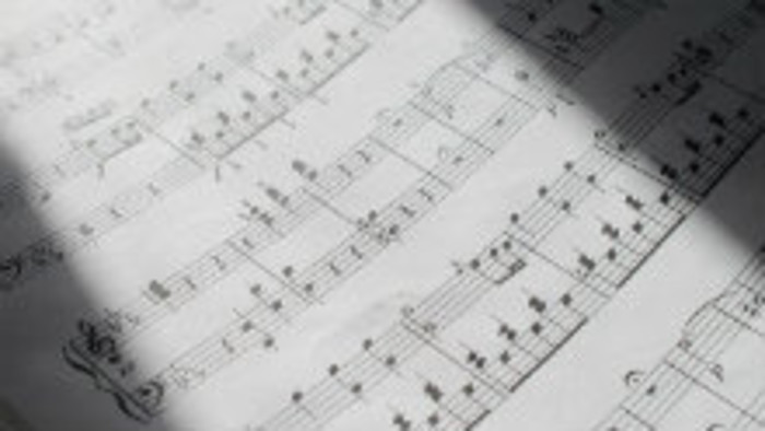 Spomienka na operetného speváka Bela Turbu