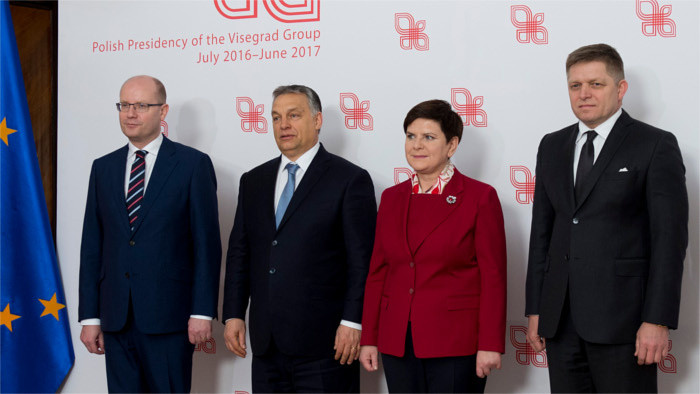 V4 leaders sign declaration on better future for Europe