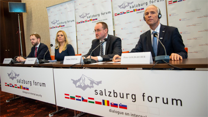 Treffen des Salzburg Forums in Bratislava