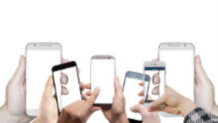 Naozaj? Ničí mobilný telefón chrbticu? 