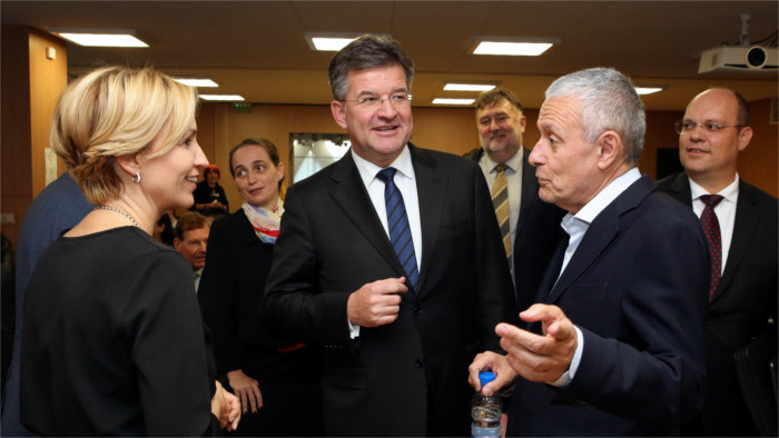 Lajčák se reúne con políticos de Bosnia y Herzegovina en Bratislava