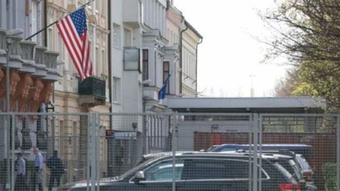American Embassy riles Bratislava city council