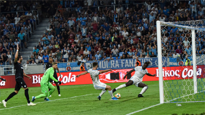 ŠK Slovan Bratislava vence en la ida de la ronda de play-off de la Liga Europea