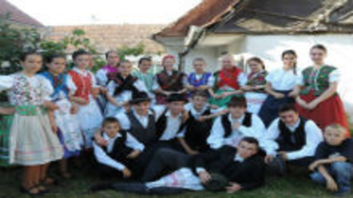 A Nádas Néptánccsoport 