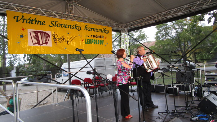 Vráťme Slovensku harmoniku Leopoldov.JPG