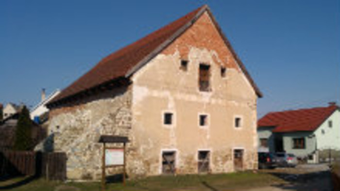 V Sobotišti rekonštruujú habánsky mlyn