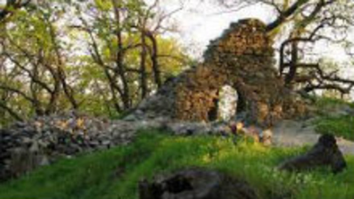 Čierny hrad pri Zlatých Moravciach