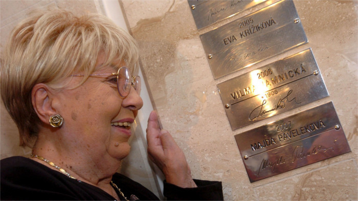 Zomrela slovenská herečka Magda Paveleková