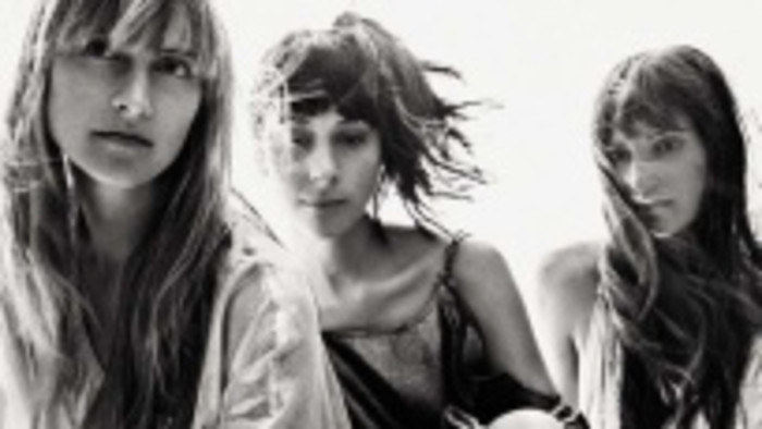Nika_FM: Rozhovor s Au Revoir Simone