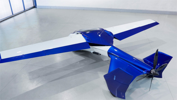 Diseñan nuevo prototipo del coche volador eslovaco