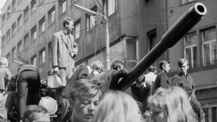 Einmarsch der Warschauer Pakt-Truppen Tragödie
