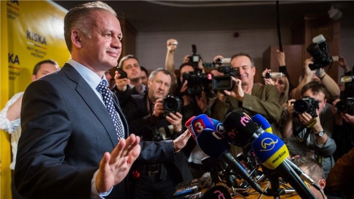 A political zero-sum game