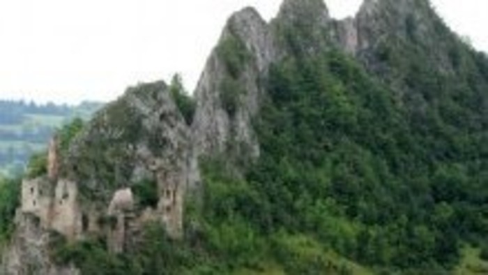 Príbehy múrov a veží: Hrad Lednica