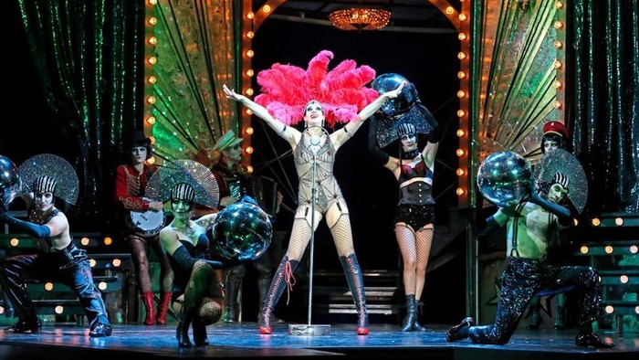 Muzikál Kabaret otvára novú divadelnú sezón vo Volksoper, na jeho scéne je po prvý raz