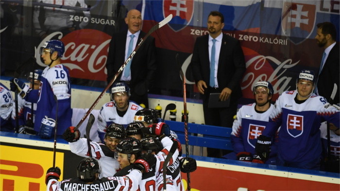 Eslovaquia cayó ante Canadá 5:6 en Campeonato Mundial de hockey sobre hielo