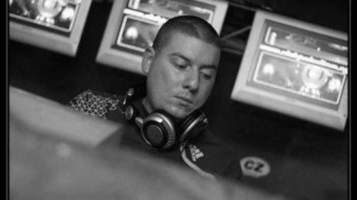 4 Elements_FM: Zwrtoolka či set od Sharama