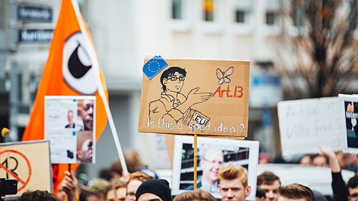 Reforma EU o autorských právach na internete. Prichádza nový internet, zvykajme si?